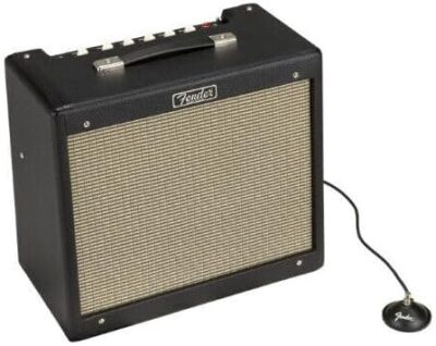 Fender Blues Junior IV Guitar Amplifier, Black, with 2-Year Warranty