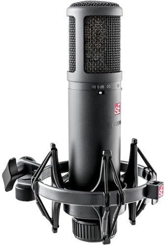 sE Electronics sE2200 Studio Condenser Cardioid Microphone with Isolation Pack plus XLR-XLR Cable and Pop Filter
