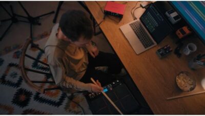 Focusrite Scarlett 2i2 Studio Audio Interface + Aston Spirit Stereo Pair Microphones Bundle – USB Recording Kit for Home Studio, Podcasting & Vocal Recording