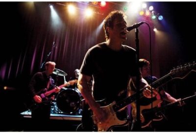 51dQ21gExoL. AC Shure PSM300 P3TR112GR Wireless In-Ear Personal Monitoring System with SE112 Earphones – J13 Band