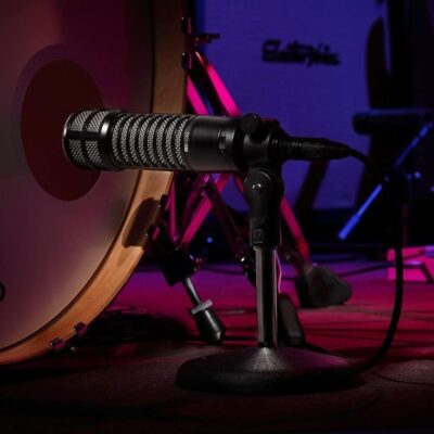 Electro-Voice RE320 Variable-D Dynamic Vocal and Instrument Microphone Bundle with SSM-BC10 Mic Shockmount (Black Matte) and BAI-2X Two-Section Broadcast Arm with Springs and XLR Cable, F.01U.120.616