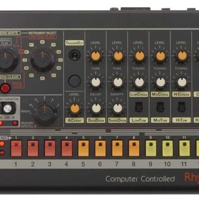Roland Rhythm Composer, 10 Outputs (TR-08)