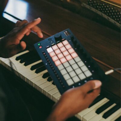 61BfWcpaayL. AC SL1080 Ableton Move Standalone Instrument with Live 12 Intro