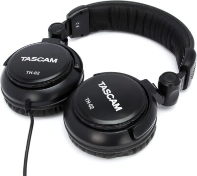 61CFGfEGRdL. AC SL1500 TASCAM Mixcast 4 and Studio Headphones Bundle