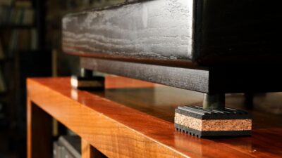 61FvPefCBbL. AC SL1500 Sound Isolation Pads. Cork Pads for Turntables to Reduce Vibration & Skipping (1 Pack of 4)