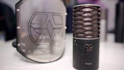 Aston Microphones SPIRIT BLACK BUNDLE Production Kit Pairing a RocknRoll Black Version of Astons Legendary Spirit Microphone with the Swiftshield Pop Filter and Shock Mount Set