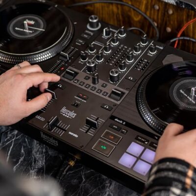 61K8J6SX2WL. AC SL1200 Hercules DJControl Inpulse T7, 2 Deck Motorized DJ Controller with built in STEMS Control, Serato DJ and DJUCED included