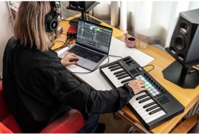 Novation Launchkey 37 MK4 — Compact 37 Key, USB, MIDI Keyboard Controller with DAW Integration. Chord Mode, Scale Mode, 8 Drum Pads, and Arpeggiator — Includes Software Bundle for Music Production