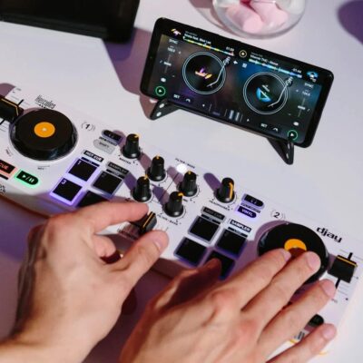 Hercules DJControl Mix – Bluetooth Wireless DJ Controller for Smartphones (iOS and Android) – dJay app – 2 Decks, White