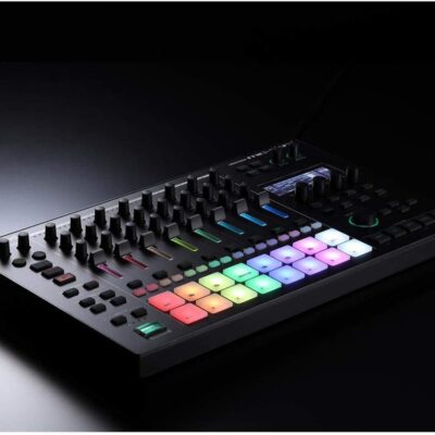 61jGhqhegmL. AC SL1200 Roland MC-707 Groovebox Professional Music Production Workstation (MC-707), Standard