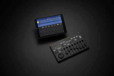 Korg Nanokontrol Studio Bluetooth/USB MIDI Control Surface with 8 Faders & Backlit Switches