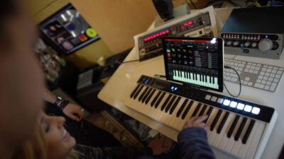 61mVDa7wXxL. AC SL1500 IK Multimedia iRig Keys I/O 49 オーディオ・インターフェイス&MIDIキーボード【国内正規品】