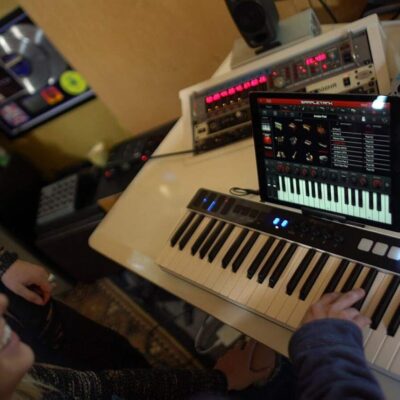 61mVDa7wXxL. AC SL1500 IK Multimedia iRig Keys I/O 49 オーディオ・インターフェイス&MIDIキーボード【国内正規品】