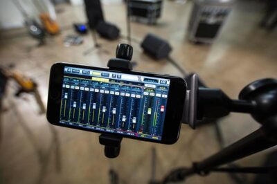 Soundcraft Ui16 Remote-Controlled 16-Input Digital Mixer