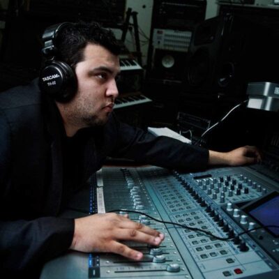 TASCAM Mixcast 4 Four-Person Podcast Kit with Mic and Headphones