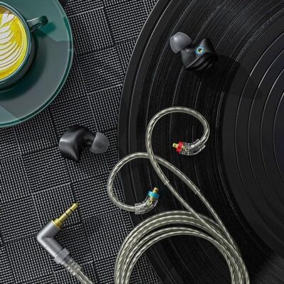 FIIO FH3 HiFi Earphones 3 Drivers (1 Dynamic + 2 Knowles BA), in-Ear Earphones High Resolution, Bass Sound, High Fidelity for Smartphone/PC/Tablet