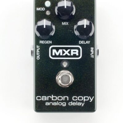 61sksEOQvFL. AC SL1000 MXR M169 Carbon Copy Analog Delay Pedal BUNDLE with AC/DC Adapter Power Supply for 9 Volt DC 1000mA, 2 Metal-Ended Guitar Patch Cables AND 6 Dunlop Guitar Picks