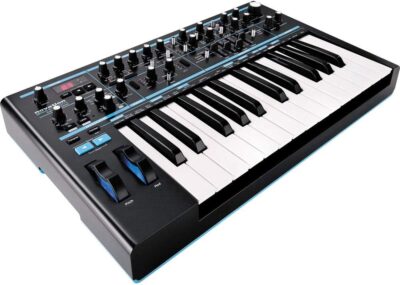 61ujTaTFnlL. AC SL1000 Novation Bass Station II Monophonic Analog Synthesizer with Sustain Pedal (Piano-Style) & 10 MIDI Cable Bundle