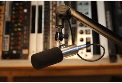 Earthworks ETHOS Condenser Broadcast Microphone – Silver