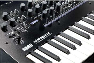 Korg minilogue xd 37-key Polyphonic Analog Synththesizer w/ 16-step Sequencer, 4 Voices and OLED Oscilloscope (MINILOGUEXD)