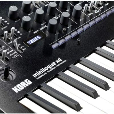 Korg minilogue xd 37-key Polyphonic Analog Synththesizer w/ 16-step Sequencer, 4 Voices and OLED Oscilloscope (MINILOGUEXD)