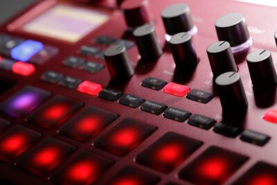 Korg electribe Sampler in ESX Red with V2.0 Software ELECTRIBE2SRD