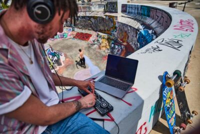 Hercules DJControl Starlight | Pocket USB DJ Controller with Serato DJ Lite, Touch-Sensitive Jog Wheels, Built-in Sound Card and Built-in Light Show