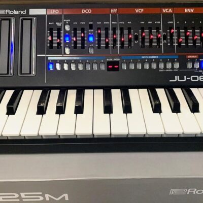 7183V0zNEDL. AC SL1500 Roland K-25M USB MIDI Keyboard Unit Bundle with MIDI Cable, Online Piano Lessons, and Austin Bazaar Polishing Cloth