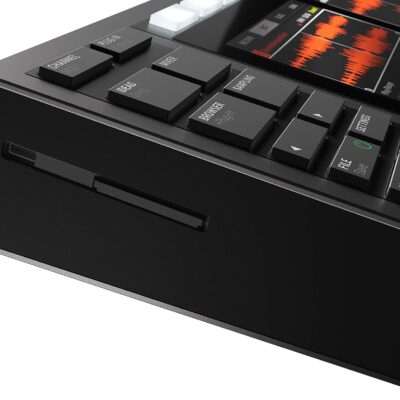 Native Instruments MASCHINE+ Production Workstation
