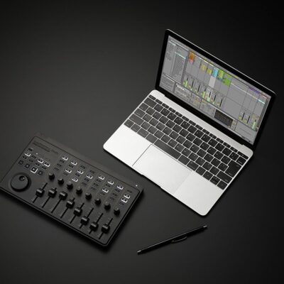 Korg Nanokontrol Studio Bluetooth/USB MIDI Control Surface with 8 Faders & Backlit Switches
