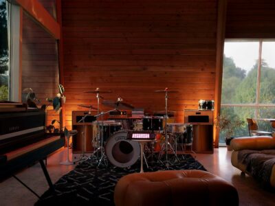 Ableton Push 3 Standalone Workstation w/ 64 MPE pads, Audio Interface and 256GB SSD HD