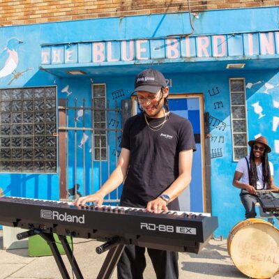 Roland RD-88 EX Stage Piano | 88-Note Keyboard with Expanded Sounds & Supreme Durability | SuperNATURAL Technology | ZEN-Core Engine with Over 3000 Onboard Sounds | Onboard Stereo Speakers