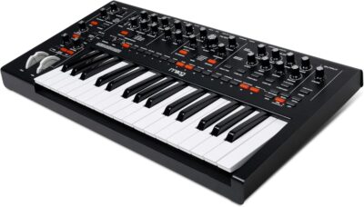 MOOG Messenger – Next-Gen Monophonic Analog Keyboard Synthesizer with 32 Keys, 64-Step Sequencer, 256 Presets and RES BASS Compensation