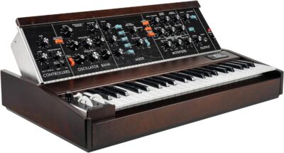 Moog Minimoog Model D Analog Synthesizer – Appalachian Cherry