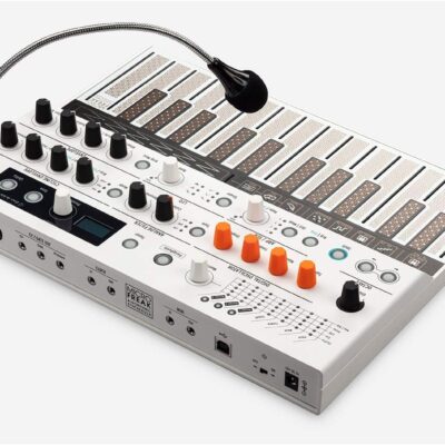 Arturia MicroFreak Vocoder Edition Hybrid Synthesizer