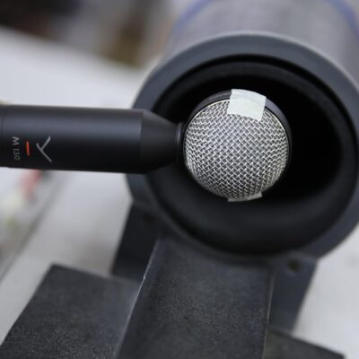 beyerdynamic M 130 Dynamic Double-Ribbon Microphone (Figure-Eight) Ideal for Stereo, Ambience and Instrument Recordings *New* with Extraordinary Sound Character, Handmade in Germany