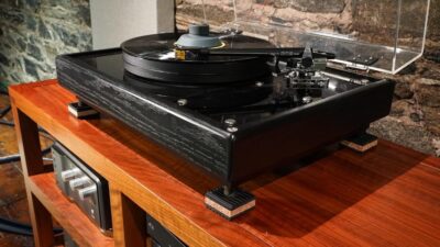 71YvhYgRIcL. AC SL1500 Sound Isolation Pads. Cork Pads for Turntables to Reduce Vibration & Skipping (1 Pack of 4)