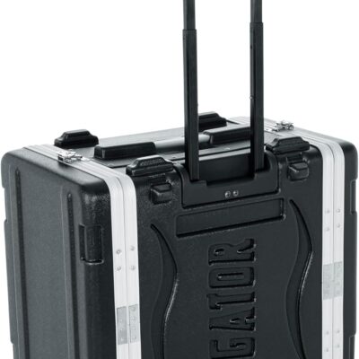 71ZgZacFE9L. AC SL1500 Gator Cases Lightweight Rolling 6U Rack Case with Heavy Duty Latches, Retractable Tow Handle, and Recessed Wheels, Standard 19.25 depth, (GRR-6L)