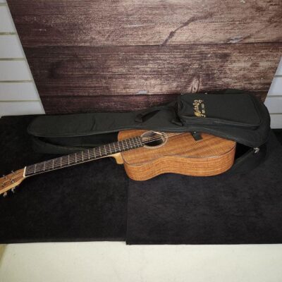 Martin LXK2 Little Martin Koa Pattern HPL Top with Padded Gigbag