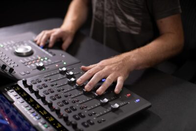 71b9m8Lj9L. AC SL1500 Avid S1 EUCON Enabled Control Surface, USB, Windows Compatible