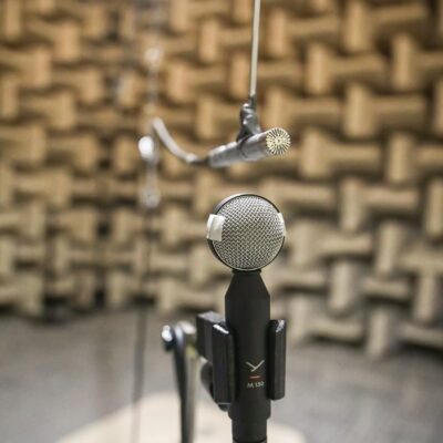 beyerdynamic M 130 Dynamic Double-Ribbon Microphone (Figure-Eight) Ideal for Stereo, Ambience and Instrument Recordings *New* with Extraordinary Sound Character, Handmade in Germany