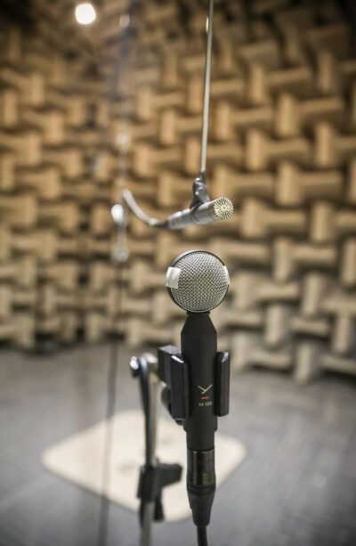 beyerdynamic M 130 Dynamic Double-Ribbon Microphone (Figure-Eight) Ideal for Stereo, Ambience and Instrument Recordings *New* with Extraordinary Sound Character, Handmade in Germany