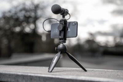 Shure MV88+ Video Kit – Digital Stereo Condenser Microphone for Apple and Android, with Manfrotto PIXI Tripod, Phone Clamp, Mount, iOS and USB-C Cables for Next-Level Compatibility and Connectivity