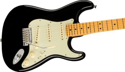 71kAukZVerL. AC SL1500 Fender American Professional II Stratocaster – Black Bundle with Case, Strap, Cable, and Guitar Cleaning Kit