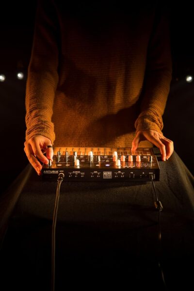 Arturia – MicroFreak Synthesizer Keyboard – 25-Key Hybrid Synth with PCB Keyboard, Wavetable & Digital Oscillators, Analog Filters