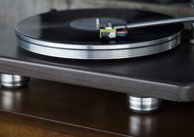 71oPBsOJz4L. AC SL1500 IsoAcoustics Orea Series Audio Equipment Isolators (Bronze – 8 lbs Max/pc)