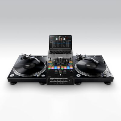 Pioneer DJ DJM-S7 2-channel Mixer for Serato DJ