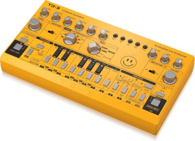 Behringer TD-3-AM Analog Bass Line Synthesizer with VCO, VCF, 16-Step Sequencer, Distortion Effects and 16-Voice Poly Chain