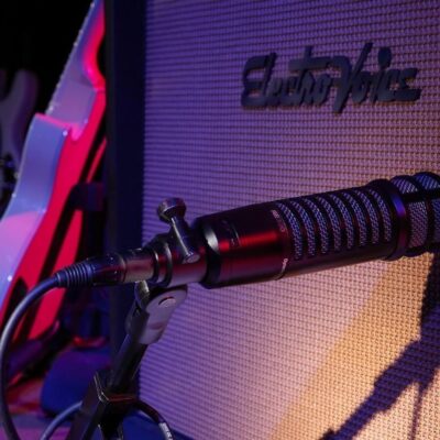 Electro-Voice RE320 Large Diaphragm Dynamic Vocal Microphone