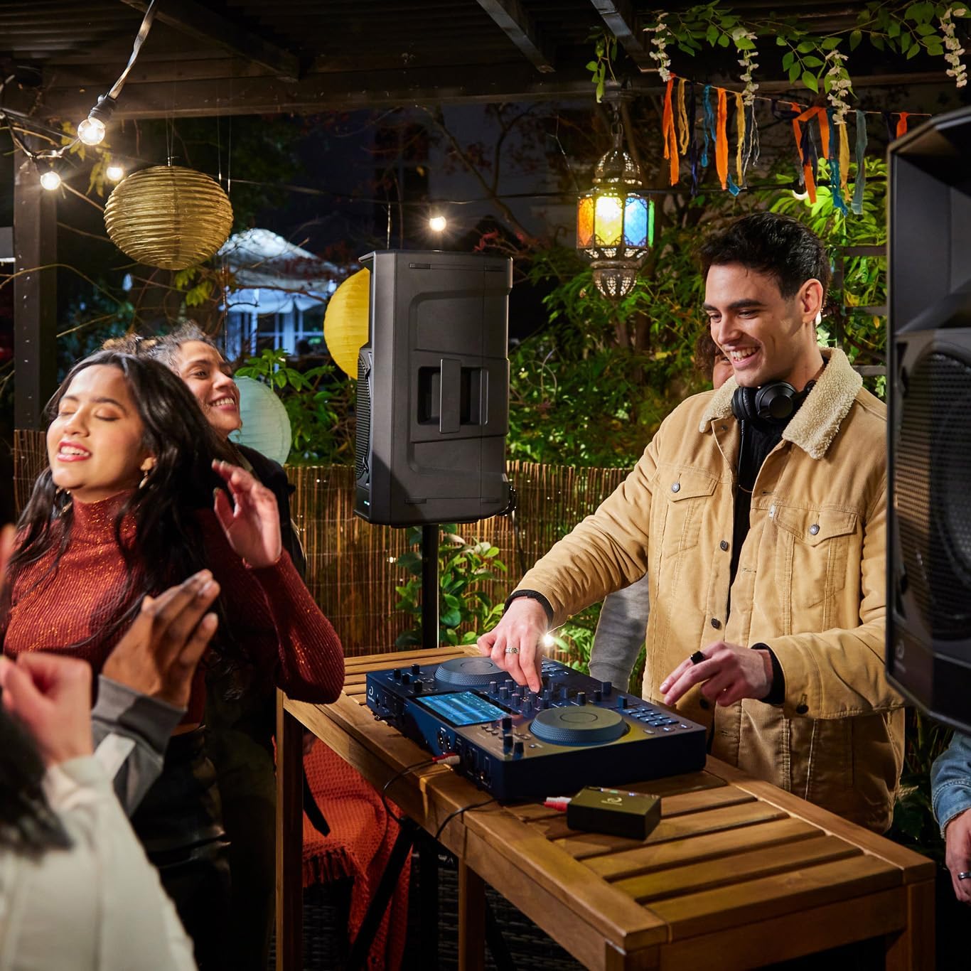 AlphaTheta OMNIS-Duo Portable All-in-One Battery Powered DJ Controller